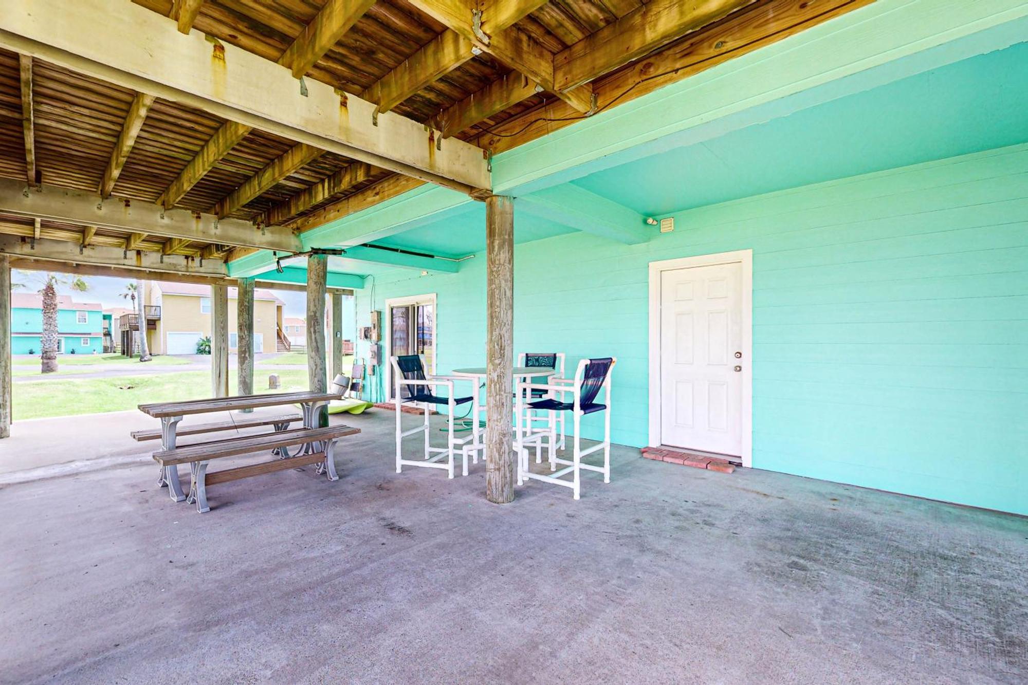 Lost Colony IV Port Aransas Room photo